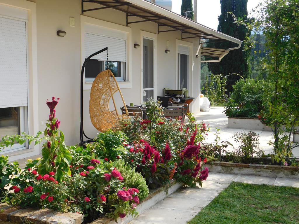 Olga'S Hill Villa Perama  Exterior photo